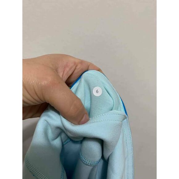 Lululemon Blue Reversible Crop Leggings Size‎ 6 - Picture 3 of 5